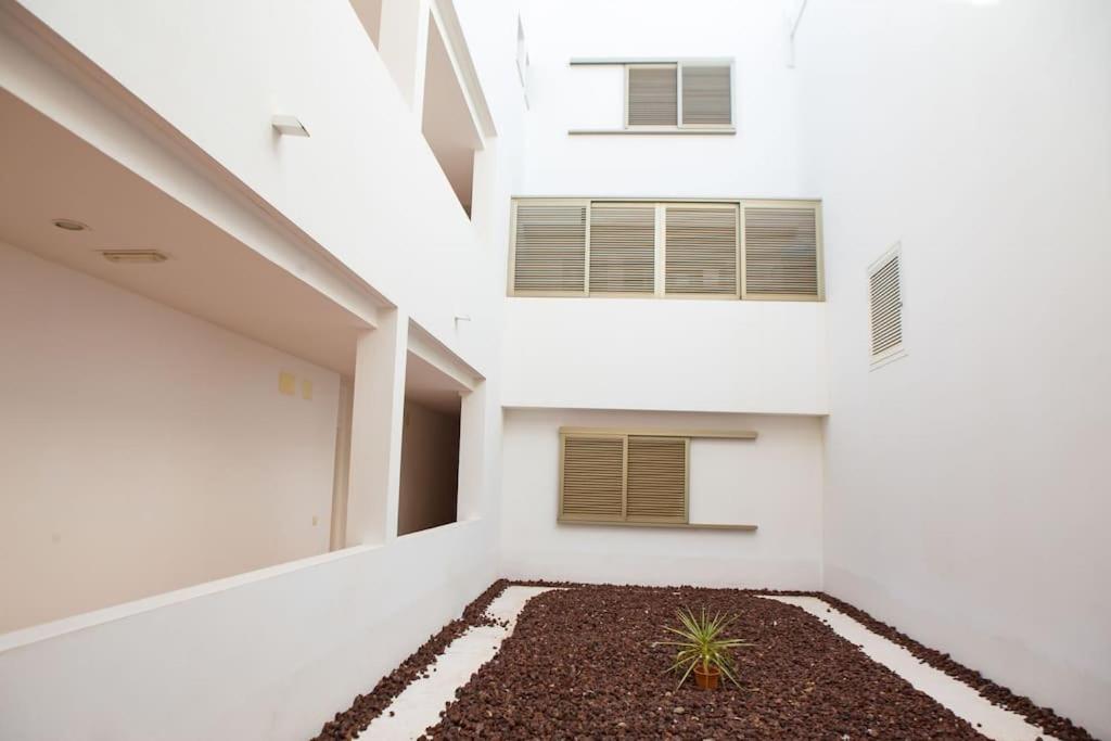 2 Bedrooms Apartment In Magnolia Golf Resort, La Caleta Costa Adeje  Bagian luar foto